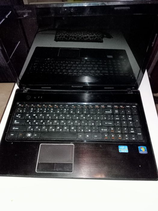 Продам ноутбук на запчасти!