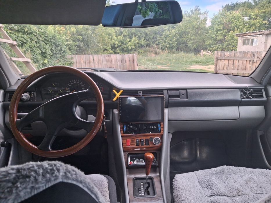 Продам Мерседес Е124