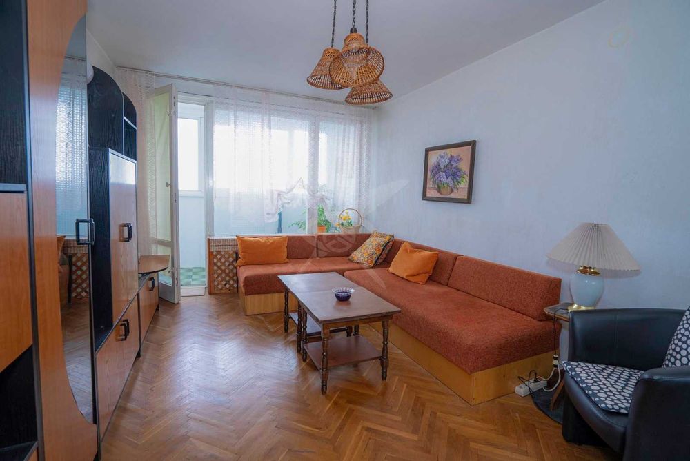 Продава се Двустаен апартамент в Бургас, Славейков - 69 кв.м за 1696 €/кв.м - Снимка #1