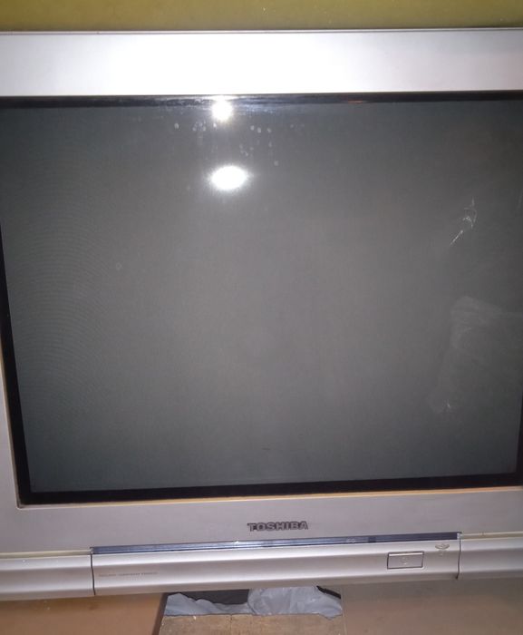 Телевизор Toshiba Bomba Flat
