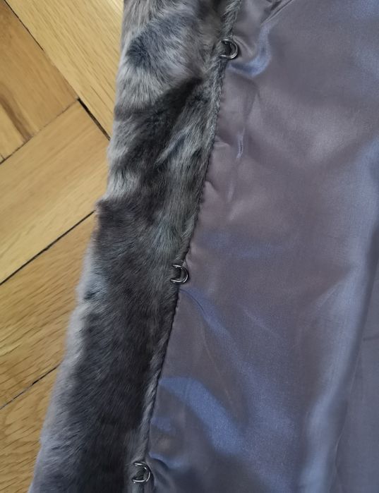 Дамско елече естествен пух размер S-M