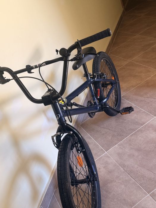 Продавам колело BMX 20