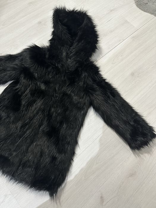 Палто с еко косъм