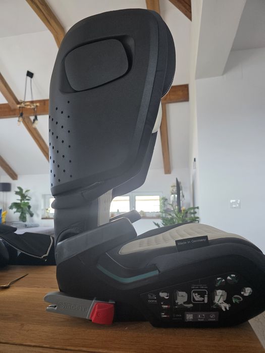 Scaun auto copil cu ISOFIX – stare nou