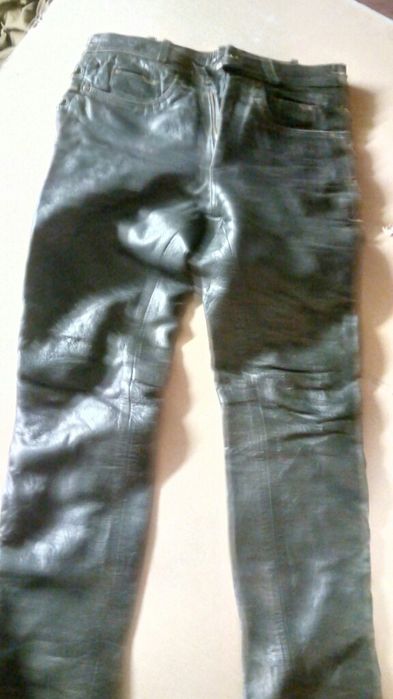 рокерски якета панталони елеци