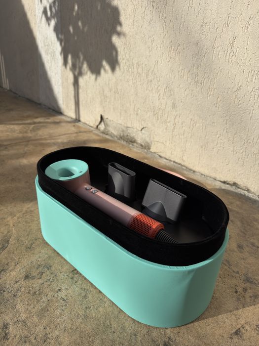 Uscator Dyson Supersonic HD15 cu cutie Travel
