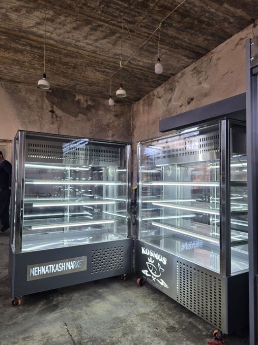 Витрина холодильник