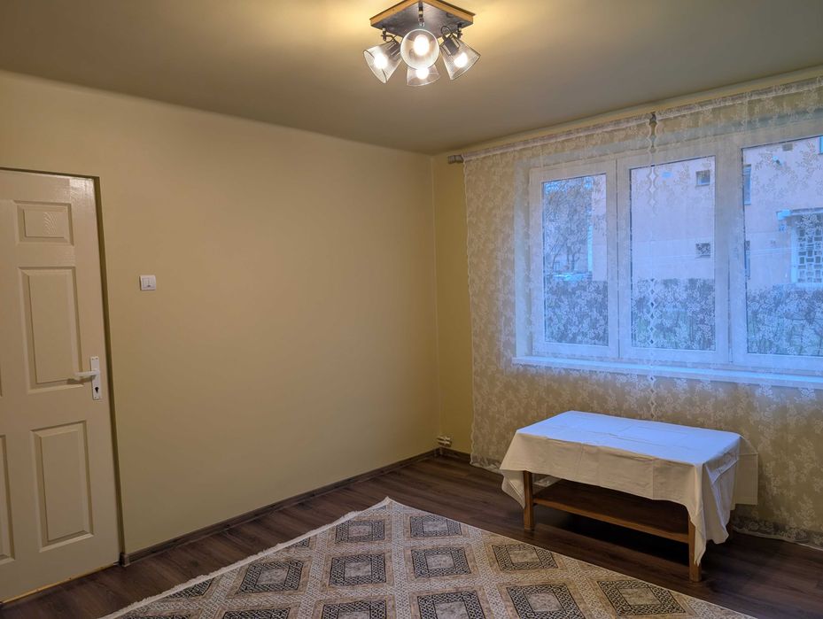 Garsonieră ultracentrală în Hunedoara, decomandată, comfort 1, 30mp