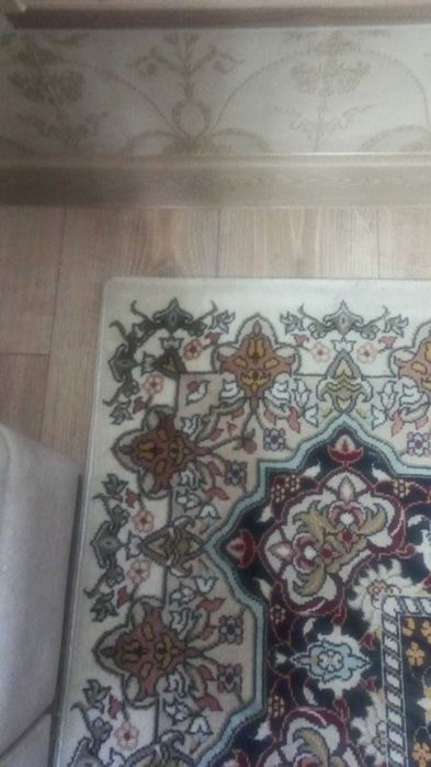 ковер  в гостинную 2,5*4 м