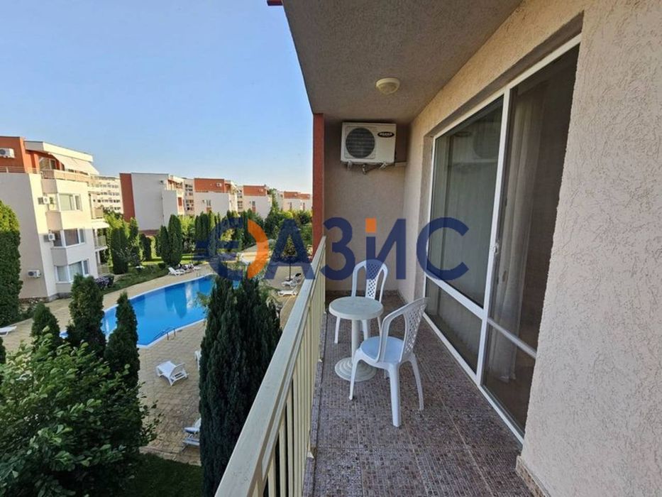 Продава се Двустаен апартамент в к.к. Слънчев бряг - 56 кв.м за 1322 €/кв.м - Снимка #12
