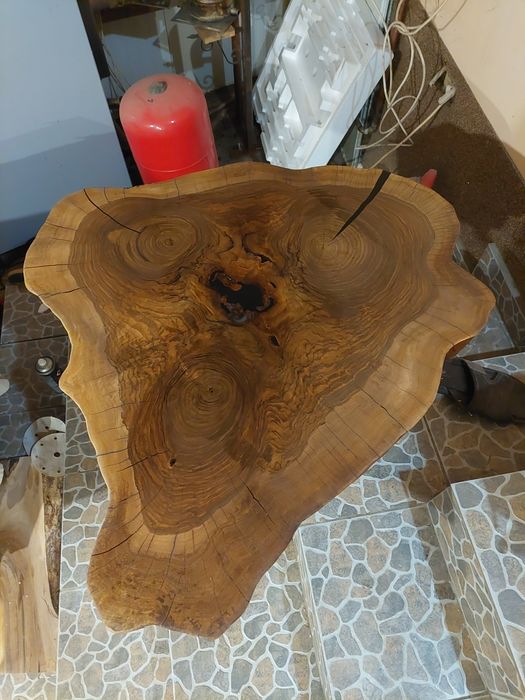 Măsuțe cu rășină