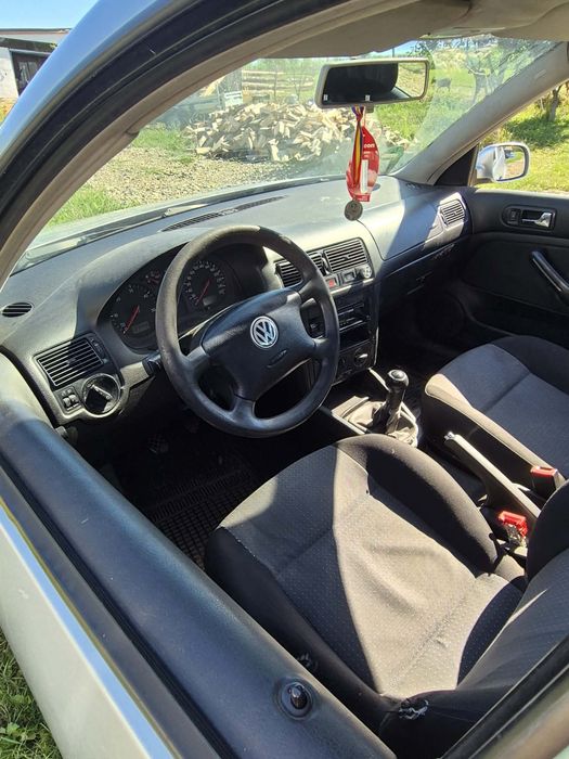 VOLKSWAGEN Golf 2004 — imagine 5