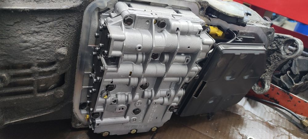 ДВС М103 объём 2,6 и АКПП 722.4