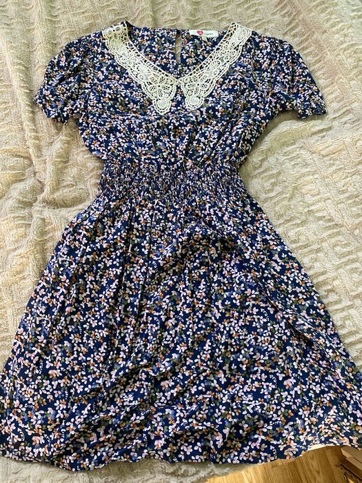 Продам платье женское