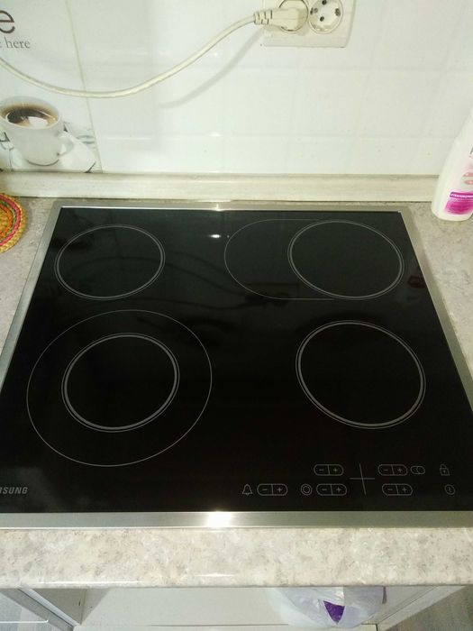 Варочная поверхность Samsung