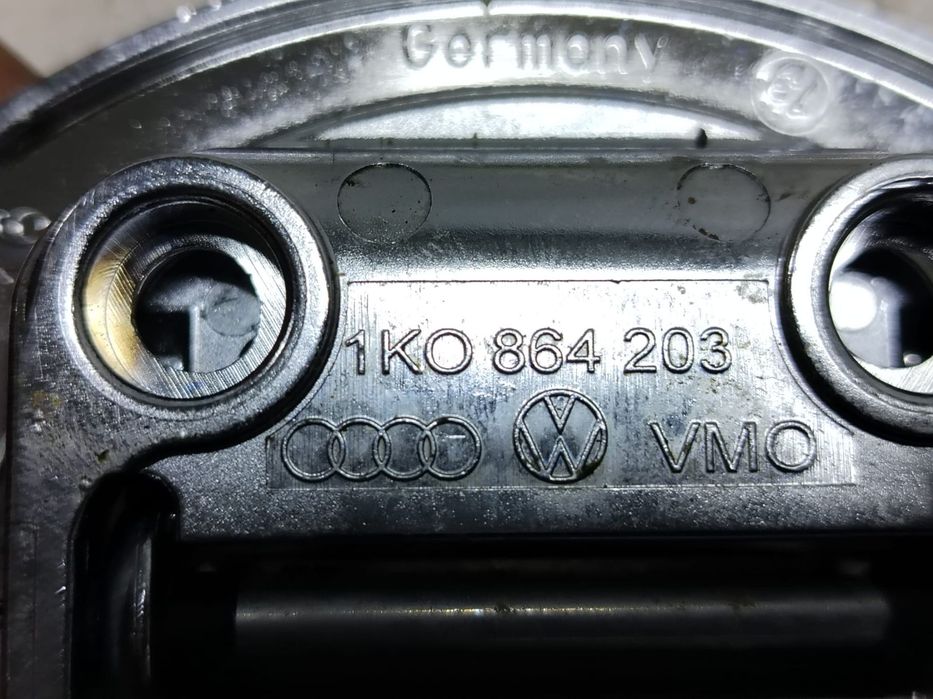 Maner portbagaj 1k0864203 Volkswagen VW Touareg generatia 2 7P [facel