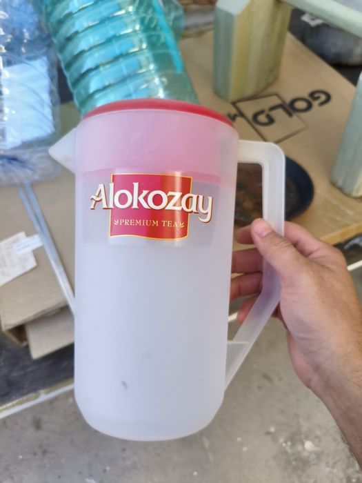 Продам термос и пластиковый кувшин Alokozay (2.4 л)