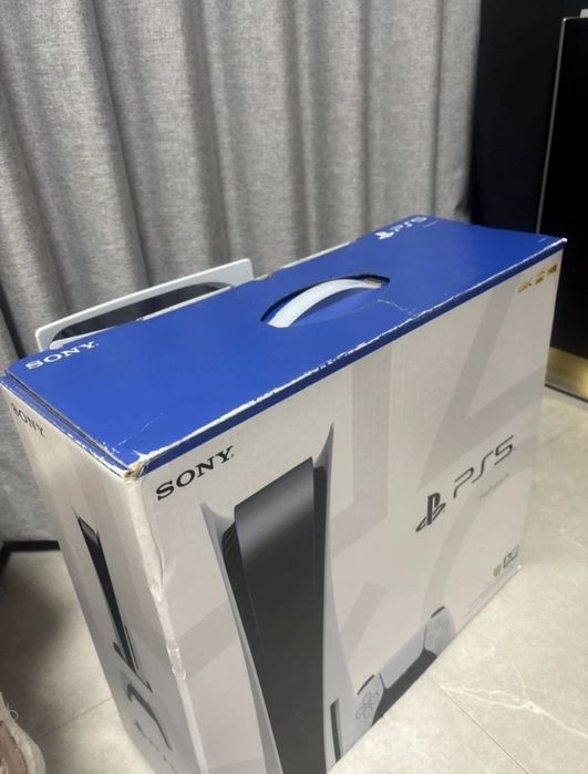 Playstation 5 Disc  Sotiladi