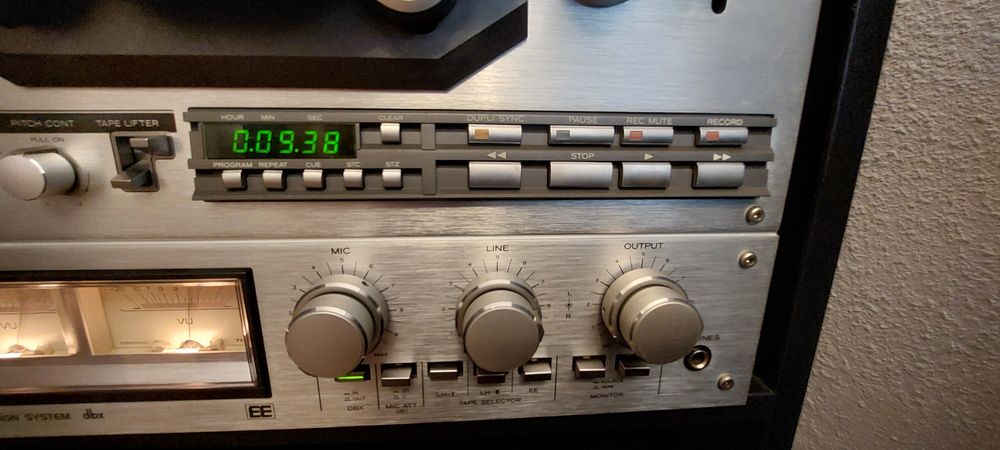 Magnetofon  Teac X-1000 dbx