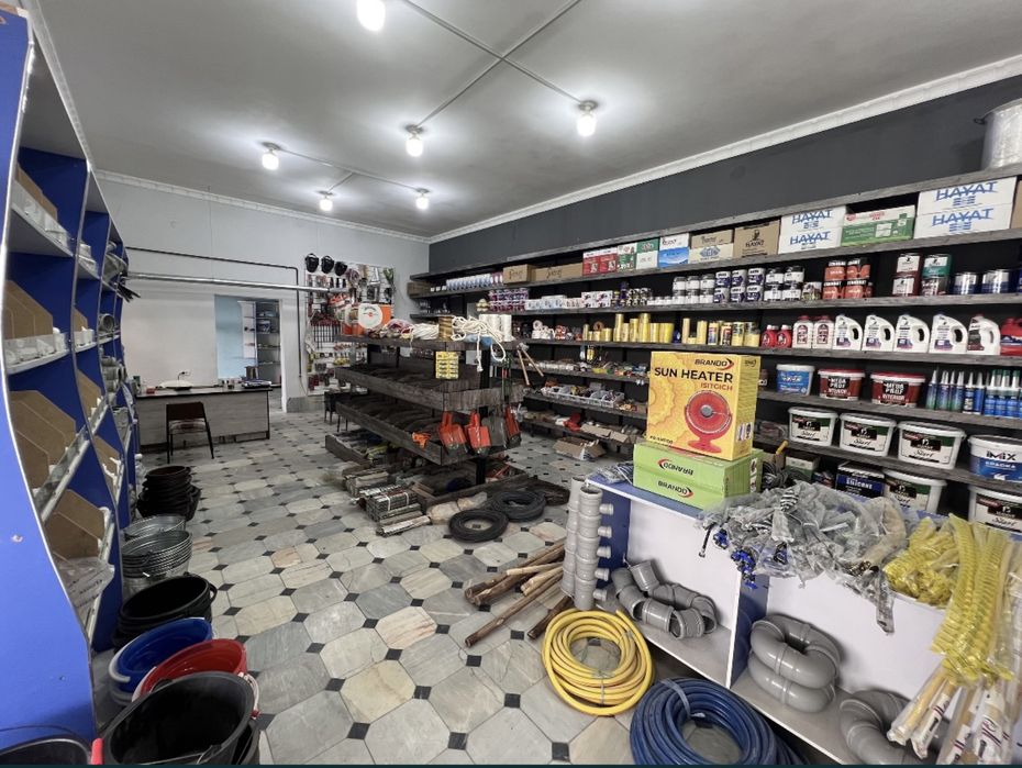 продаются готовые полки и стилажы для хоз. магазина.