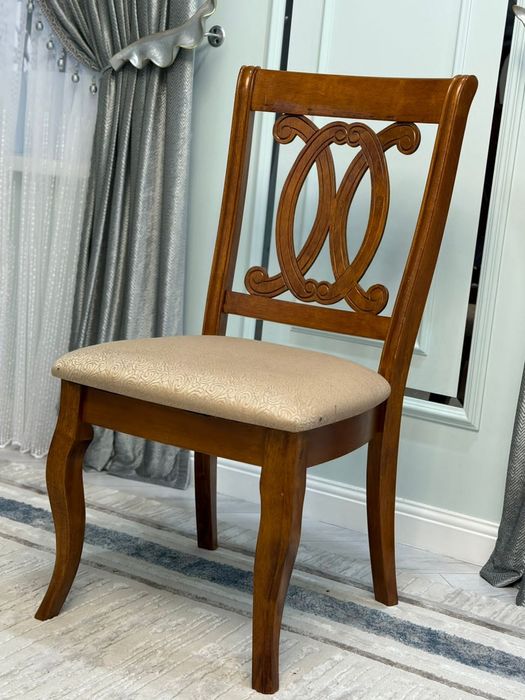 стулья из натурального дерева