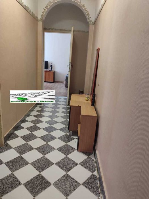 Дава се под наем Двустаен апартамент в Пловдив, Христо Смирненски - 68 кв.м за 306 € - Снимка #4