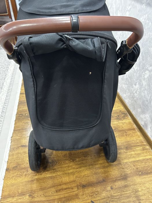 Продам прогулочную коляску Ollson