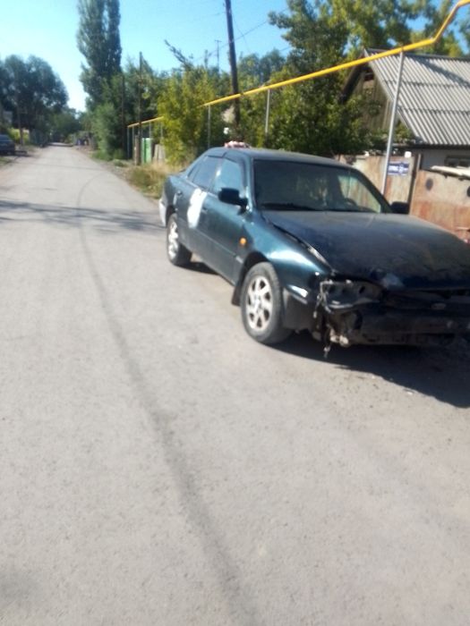 Продаю toyota camry 10