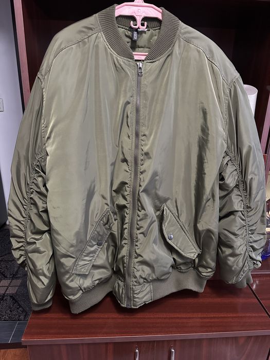 Vand bomber dama H&M nou