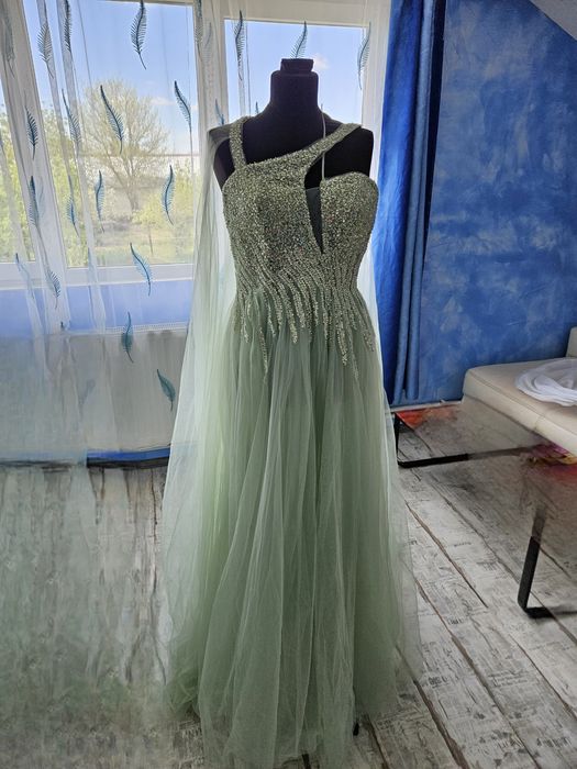 Rochie superba verde din voal cu paiete