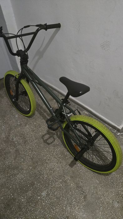 Bicicleta BMX Wipe 500
