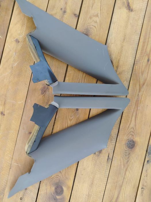 Задний боковой пластик на Ауди А6 С4 кузов.Оригинал.