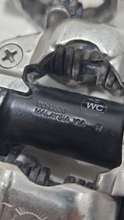 Контактные MTB педали Shimano PD-M520