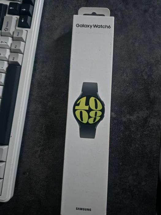 Часы Samsung Galaxy Watch 6