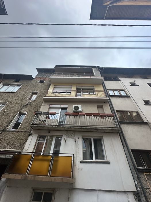 Продава се Тристаен апартамент в Дупница - 73 кв.м за 1028 €/кв.м - Снимка #7