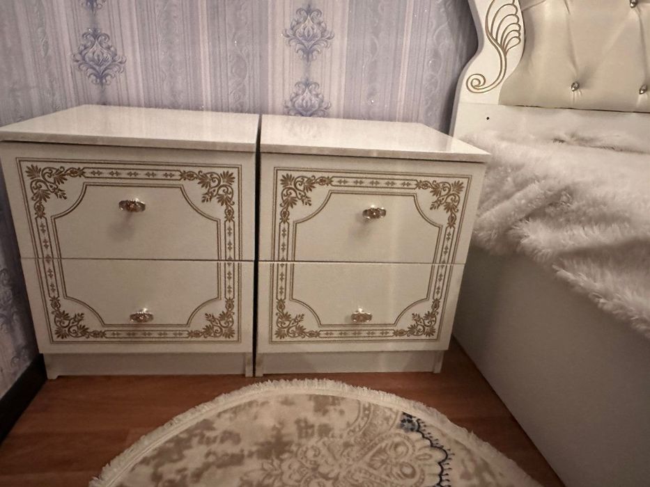 Спальный гарнитур