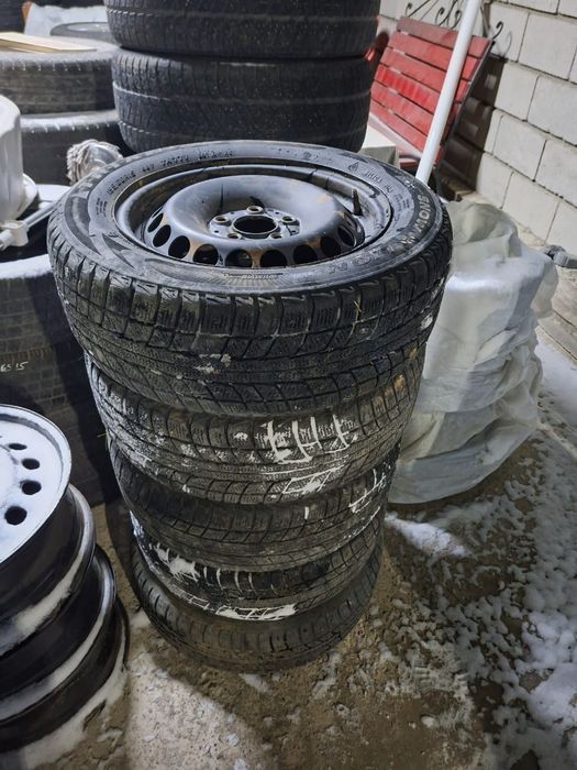 Шина с дисками колеса