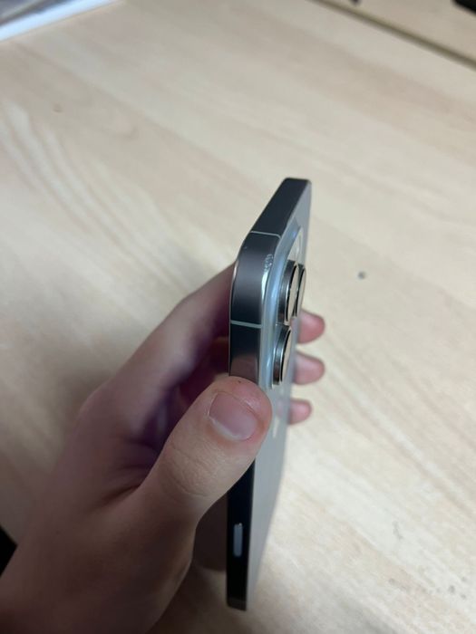 Обменяю iPhone 16 Pro