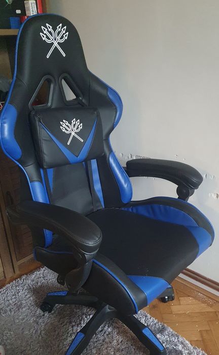Scaun gaming model racing