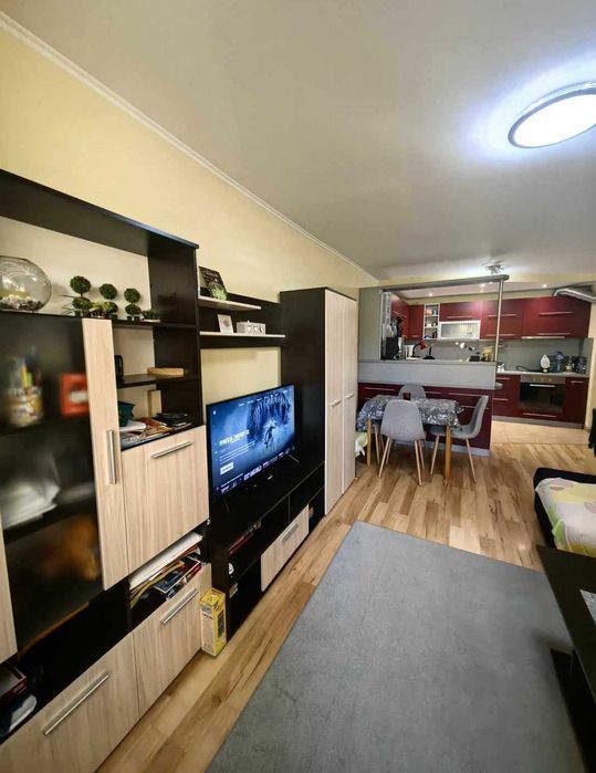 Продава се Двустаен апартамент в Разград, Бели Лом - 63 кв.м за 1635 €/кв.м - Снимка #1