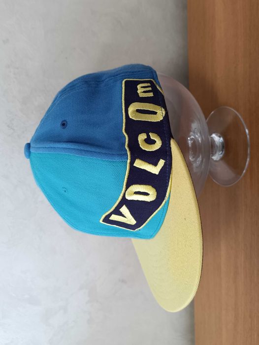 Volcom-Много Запазена