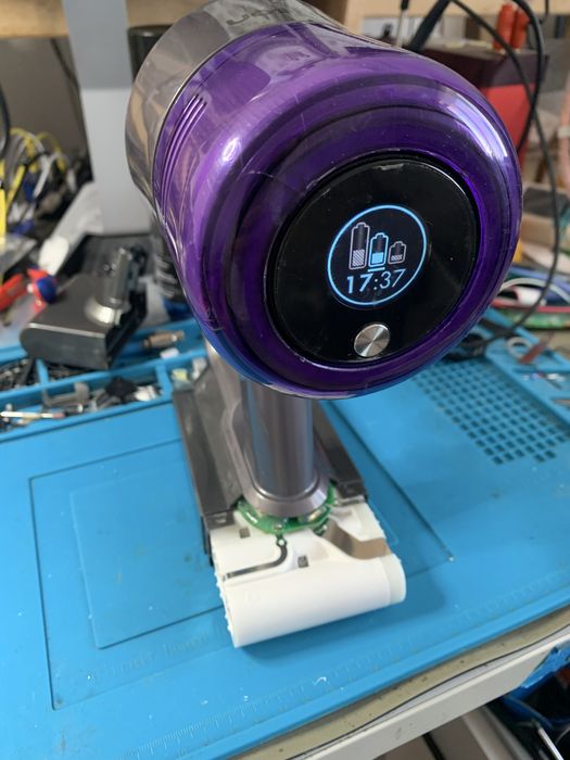 Vand / Reconditionez acumulatori Dyson V6, V7, V8, V10, V11, V15
