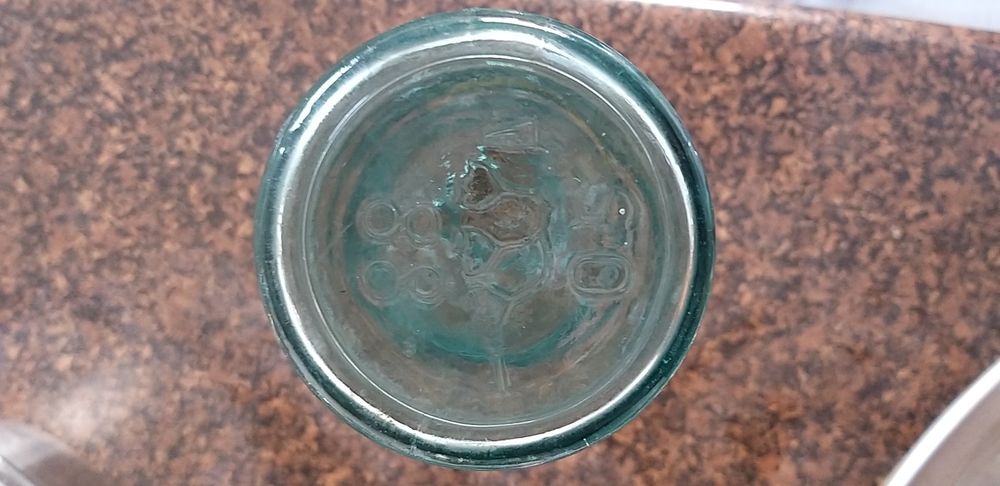 Бутылки из под кефира