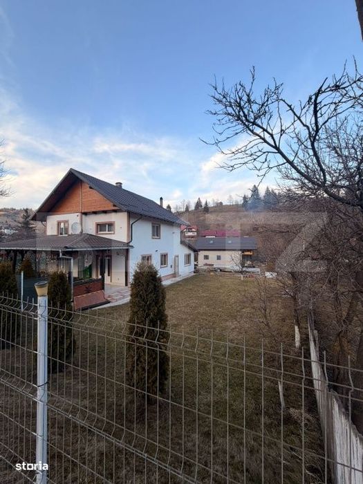Casa multifunctioanala  100 mp utili, 2000 mp teren, Sadova - Bucovina