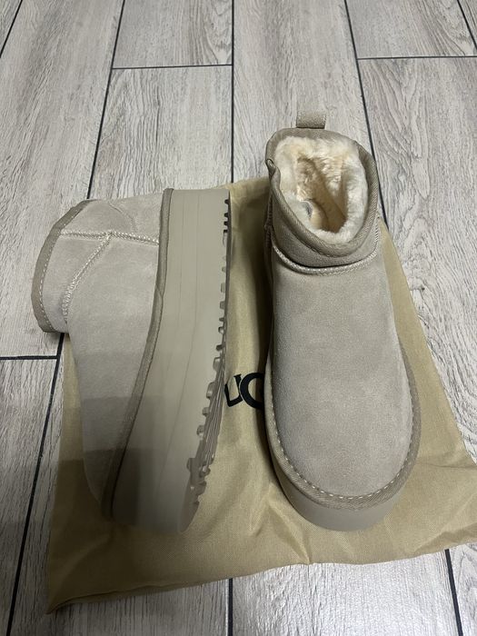 Cizme UGG platform mini sand marimea 39 pentru femei