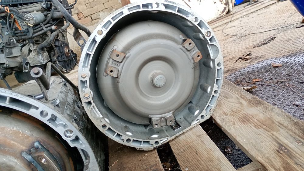 Mercedes E320 бензин W211 на части