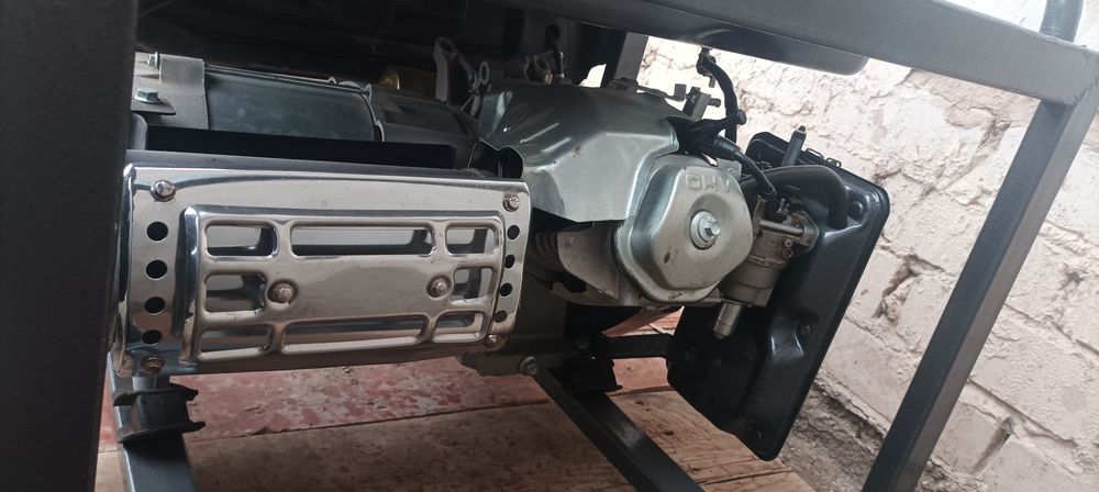 Движок генератор 7.5 кв лиси тоза холатида сотилади.