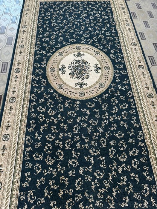 Ковры размеры 6х2, 4х3 почти новые