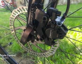 Bicicleta Specialized Vita 29'',de oras/trekking pentru femei, frane pe discTektro hidraulice,schimbator Shimano,cadru M