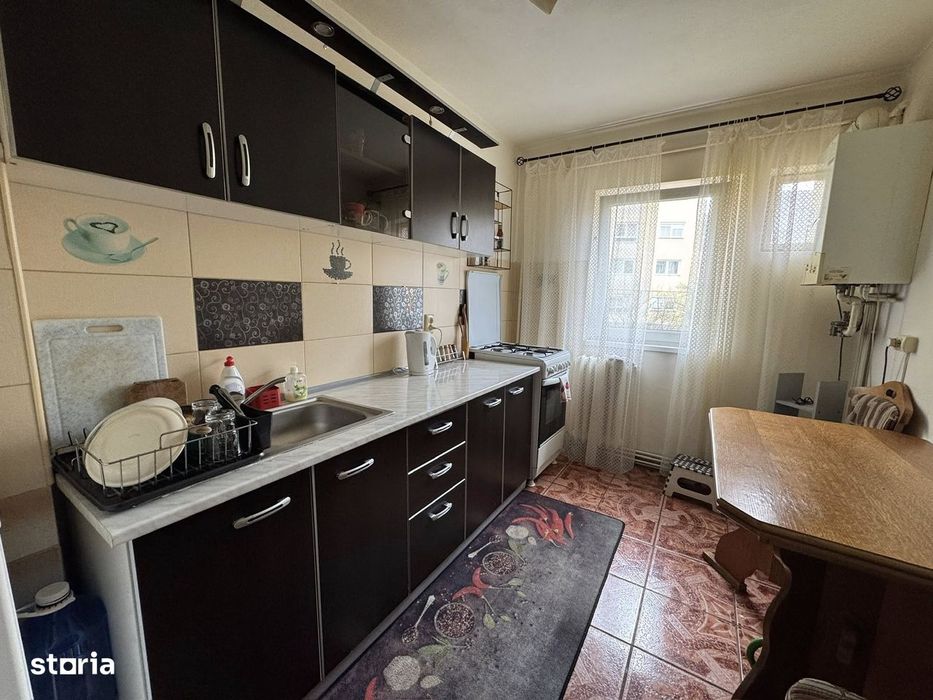 Apartamet 3 camere, decomandat , Cartier Valea Aurie